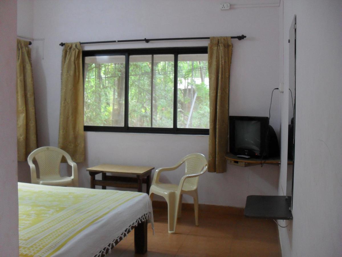 Saaj Resort Dapoli Luaran gambar